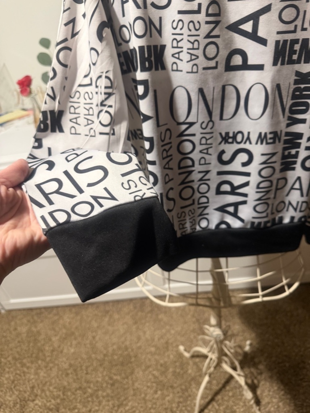 Blu Planet Black and White City Text Print Sweatshirt - Picture 5 of 9